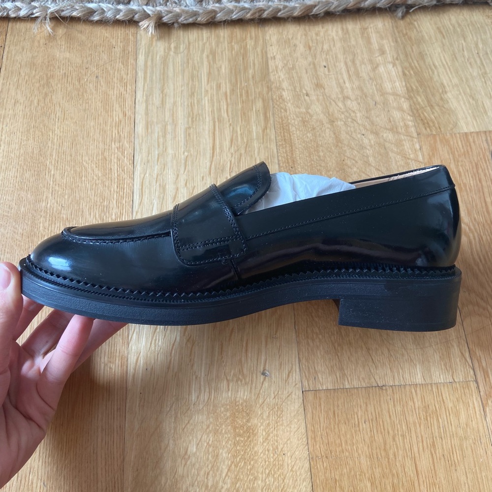 Brand new black loafers - & Other Stories - Size 8